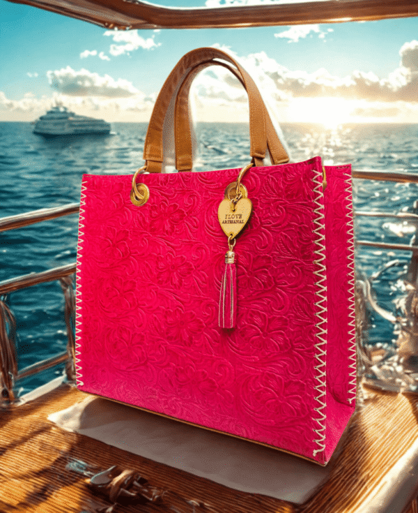 Bolso en Piel Genuina Suave Modelo Dior