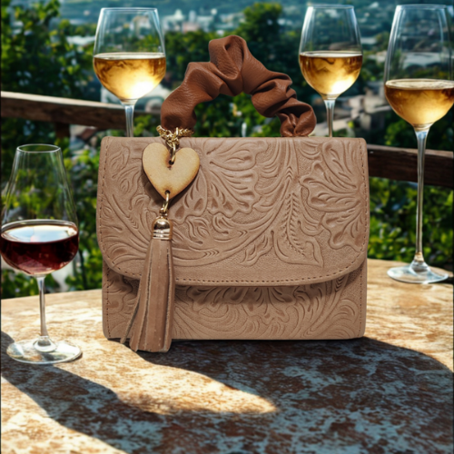 Bolso en Piel Genuina Modelo Karlita