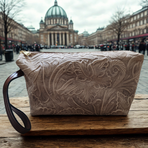 Cosmetiquera en Piel Genuina Suave